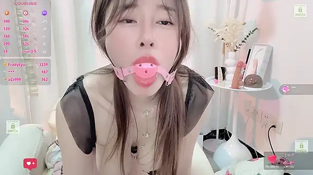 yoyo_520 (F young) - 塞狐狸尾巴肛塞