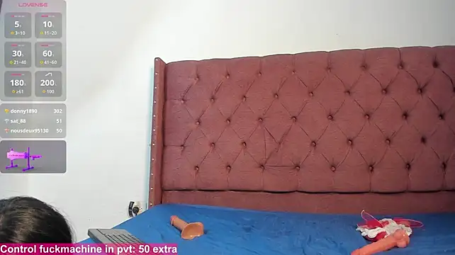 lau_hotfox webcam