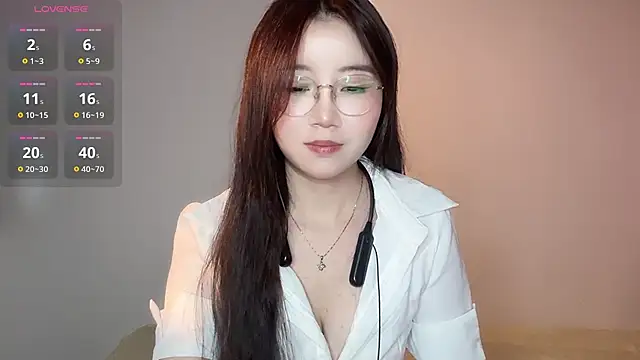 77-Vicky webcam