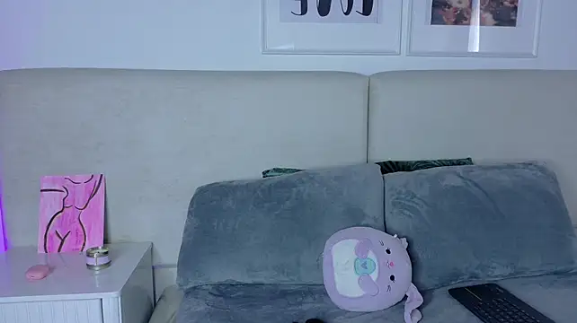 Cloee_Rainbow1 webcam