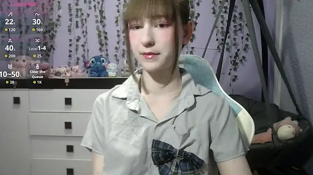 Yoonhee_ki live cam on StripChat