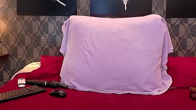 ScarleetSmith live cam on StripChat