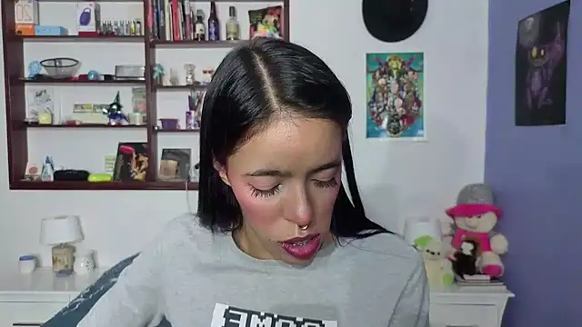 stephania_t webcam