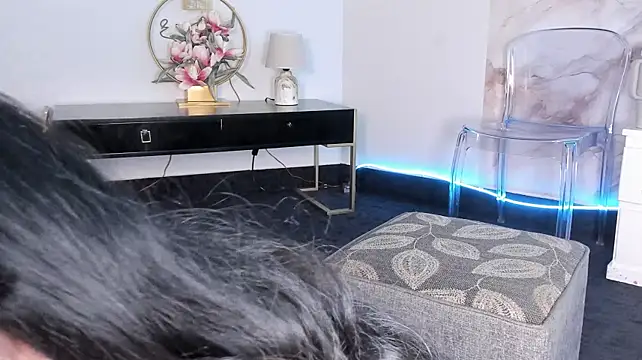 Maddyluxe webcam