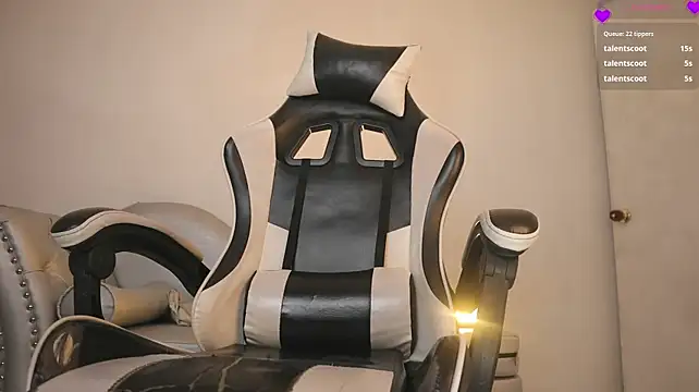 Velvet_Raze webcam