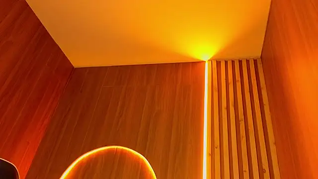 Aratna_Blonde_Tx webcam