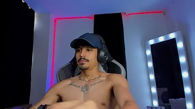 Lukeetaylor webcam