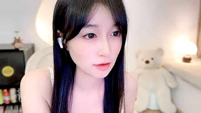 Onechestnut webcam