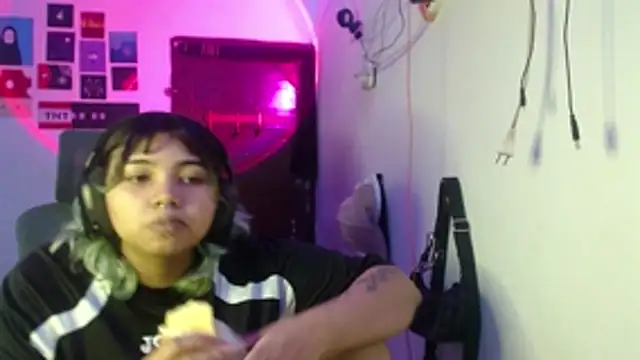 kimy_19 webcam