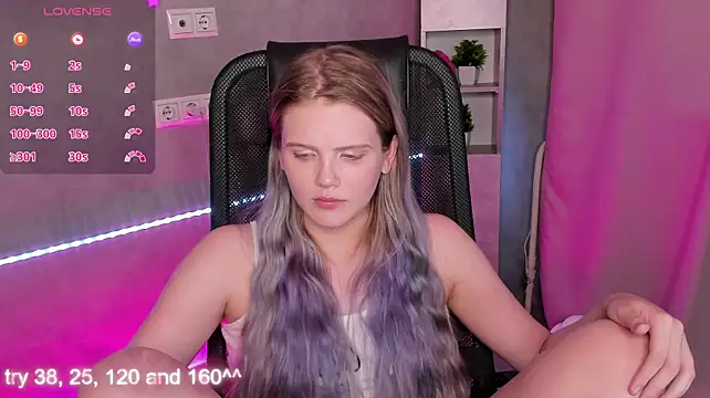 Alisa_Allison webcam