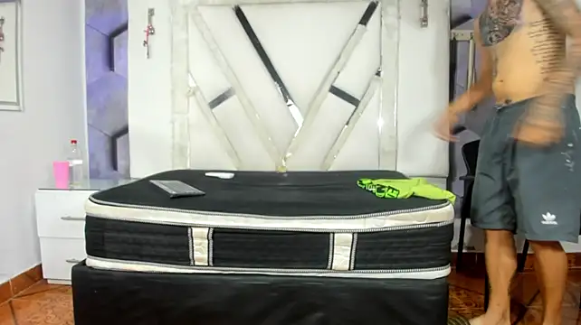 SadieAndAxel webcam