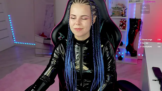 QueenAliceX