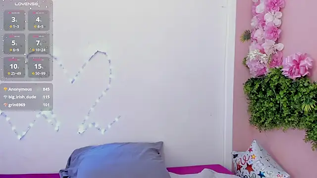 Mikasa_Horny