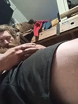 YourFavoriteDaddy-2-4-69 webcam