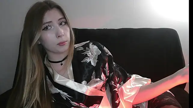 ErikaShyy webcam