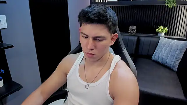 JamesCr_
