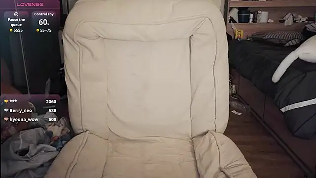 Berry_Chuu webcam