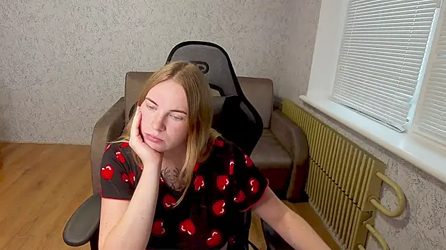 NikkyReyyy