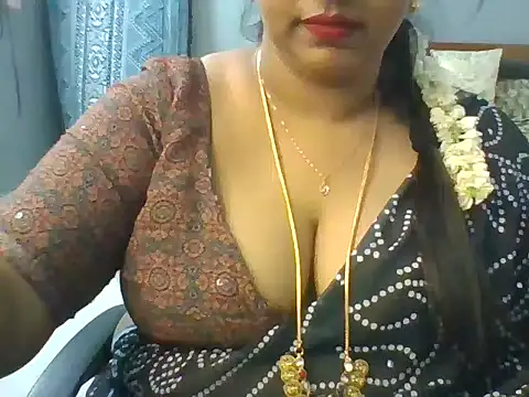 Tamil_hot_Meenu
