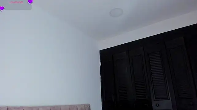 Miia_Rogers live cam preview