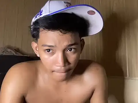 YourcumBoy77 webcam