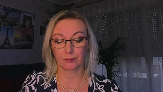 vanessa_chat webcam