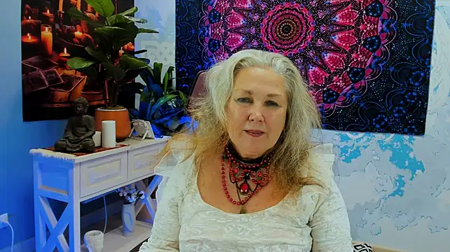 LilaMaharani live cam preview