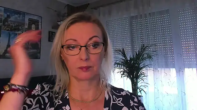vanessa_chat live cam on StripChat