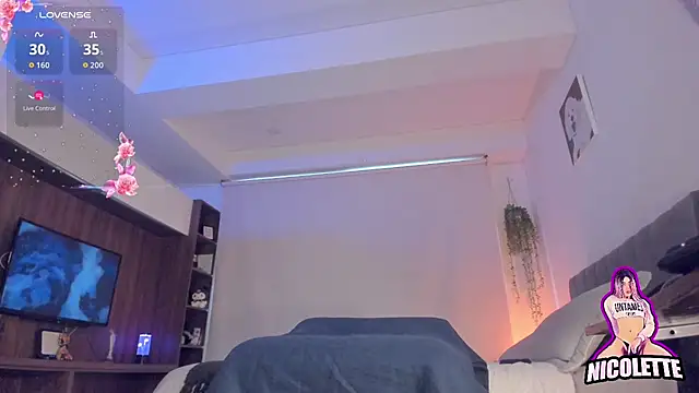 nicolette_tay webcam