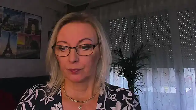 vanessa_chat