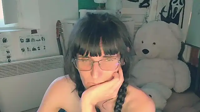 CeriseLapine webcam