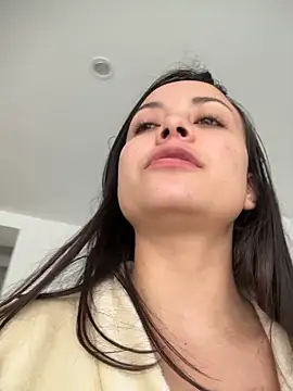 megan_rodrigo (F young) - Last Tip Controls Toy