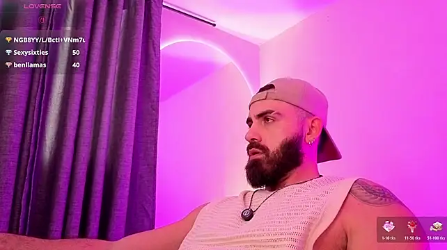 Jotace001 live cam on StripChat
