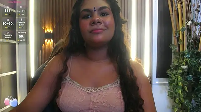 yaazhinii (F teen) - Rub Clit
