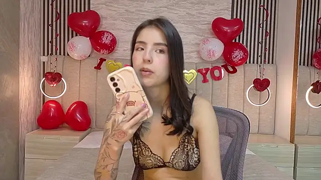 giapearl25 live cam on StripChat