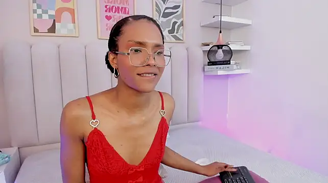 Megan__Hart_