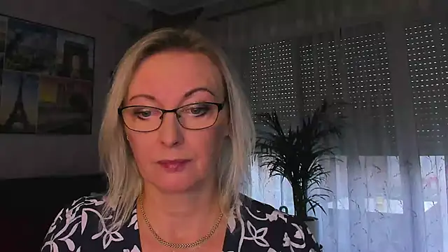 vanessa_chat