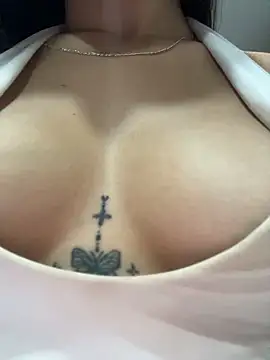 Valentina-gomezz webcam