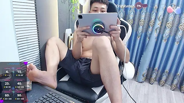 Naughty___asian webcam