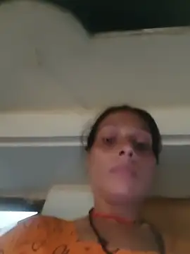 Sexy-Suhani2