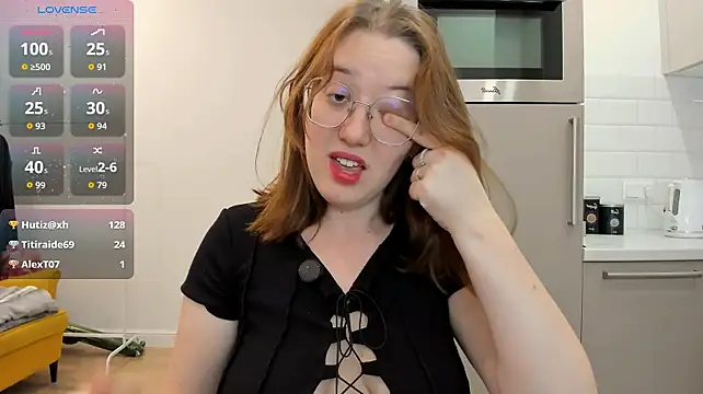 Charmy_Gracy webcam