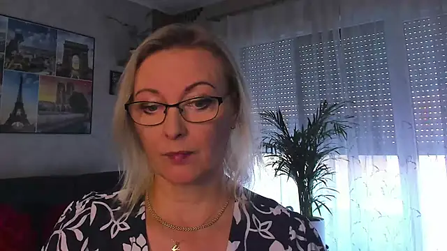 vanessa_chat