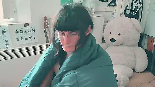 CeriseLapine webcam