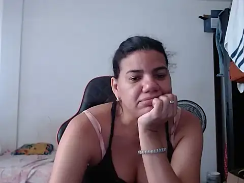 Adriana_0312 live cam preview