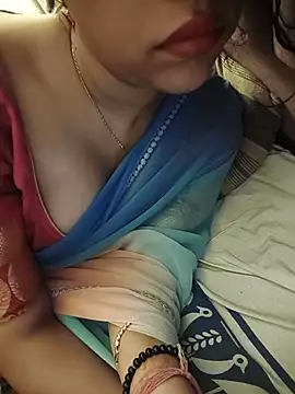 Lavanya_sexyy live cam on StripChat
