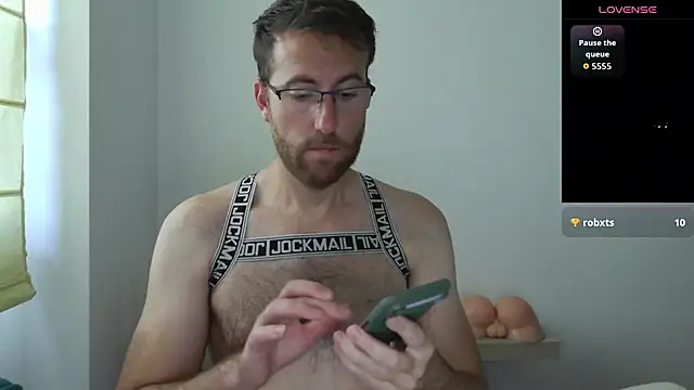 machohiberiko live cam preview