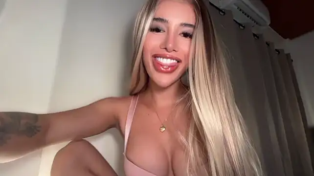 s1nfulbarb1e (T young) - WANT A PERFECT GIRL? I'M REALLY HER!