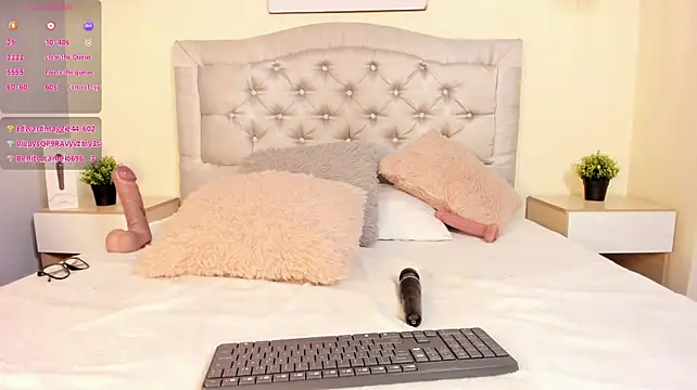 escarleth__ webcam