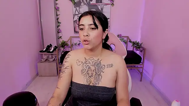 Adri_gomez_x webcam