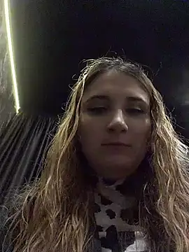 AdelRich live cam on StripChat